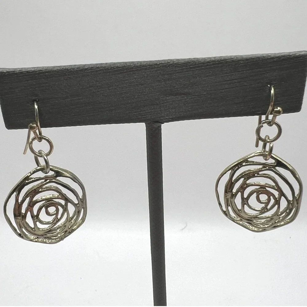 Pierced Earrings Rose Flower Silver Tone Hook Wire‎ Dangle Drop